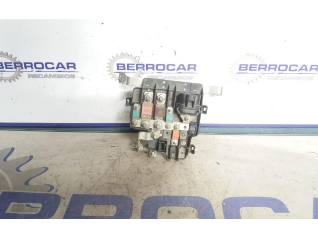 Pojistková skříňka 241363873R Renault Kangoo 2015