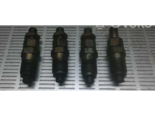 Vstřikovač 363, INYECTOR   Ford Maverick     