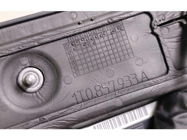 Зеркало электрическое Volkswagen Touran II 2010 - 2016 года