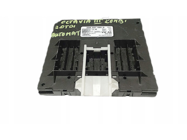 Блок комфорта 5Q0937086Q Skoda Octavia Mk3 (5E)