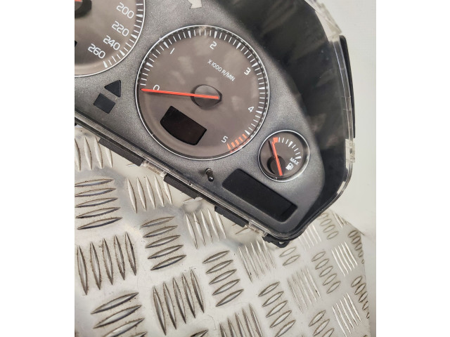 Панель приборов 30682277   Volvo S80       