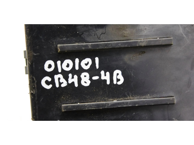 Pojistková skříňka KIA Carnival 1999