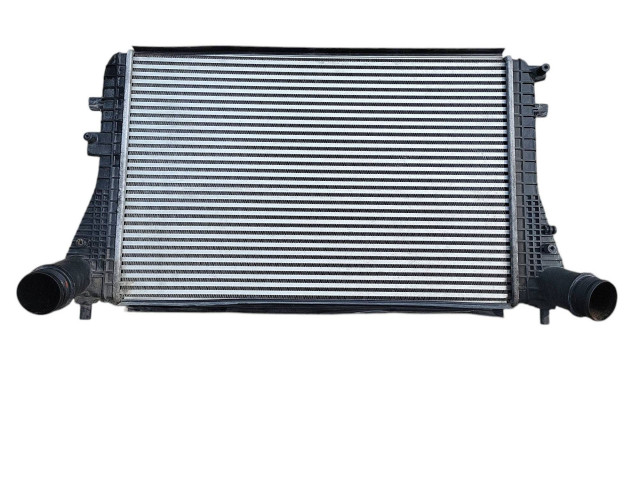 Интеркулер 1K0145803AS Volkswagen Golf VI