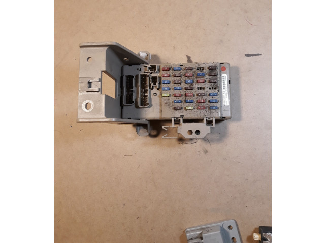 Блок предохранителей 82201FJ211   Subaru Forester SJ    