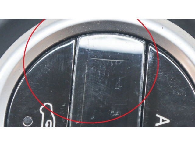 Включатель регулировки салона