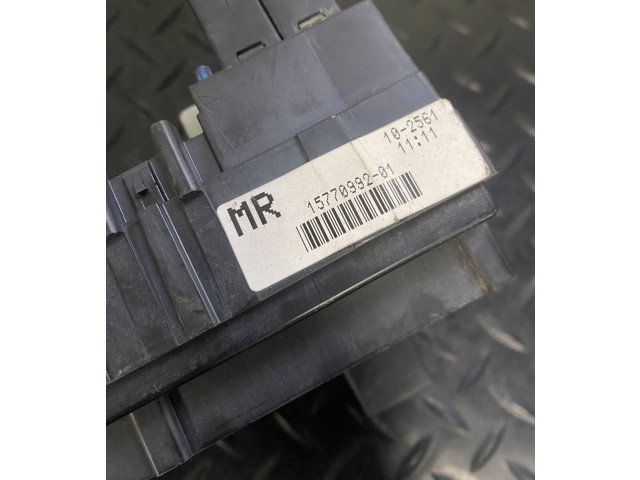 Блок предохранителей  15770992, 102561   Chevrolet Tahoe    