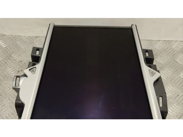 Дисплей 145073700B Tesla Model S