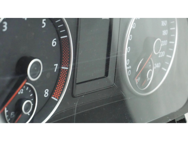 Панель приборов 2K5920876H, A2C99242100   Volkswagen Caddy       