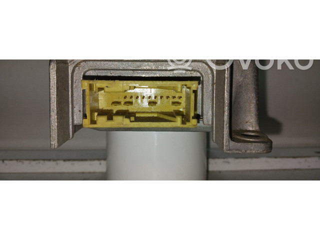 Блок управления надувных подушек 90462072, 5WK4070    Opel Vectra A   