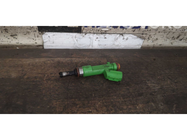 Vstřikovač KBTKP, 1571062RV0 Suzuki Swift K12C