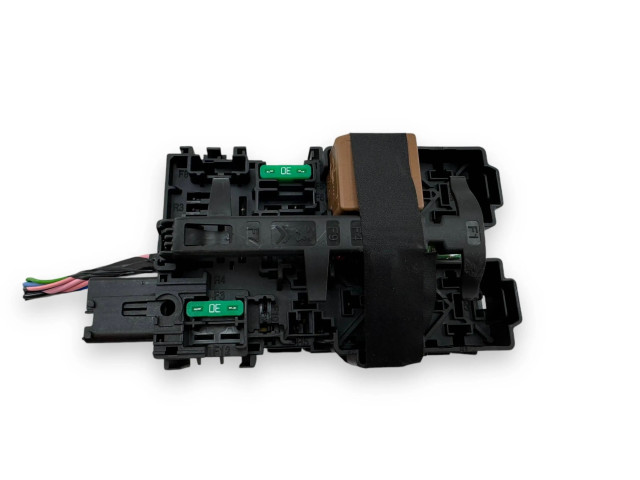Блок предохранителей 9812661980 Peugeot 2008 II