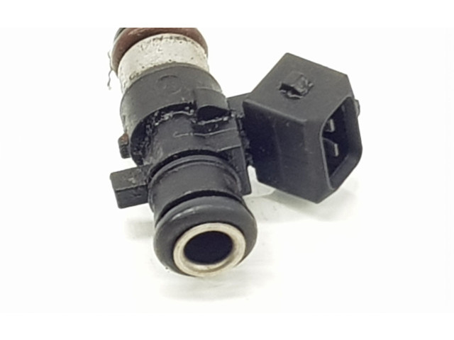 Форсунка 8200292590, 8200292590 Dacia Sandero D4F732