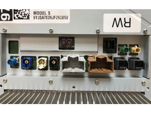 Дисплей 145180903A, 145180903A Tesla Model S