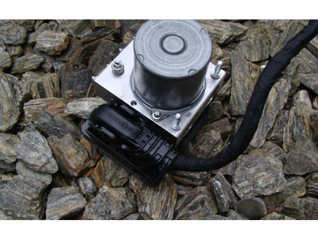 Jednotka ABS 476604456R, 970176   Nissan Juke II F16 2023