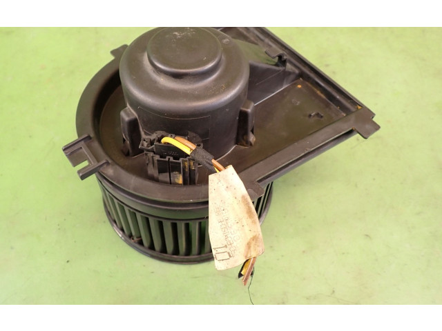 Вентилятор печки 1J1819021A Skoda Octavia Mk1 (1U)