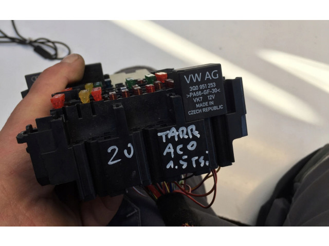 Блок предохранителей 5Q0967615C Seat Tarraco