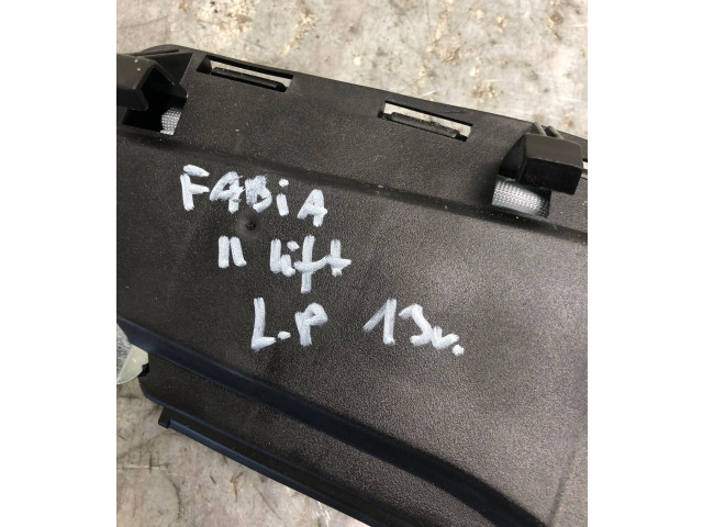 Рулевая рейка  Надувная подушка для сиденья 6Q0880241B   Skoda Fabia Mk2 (5J) 2007 - 2014 года