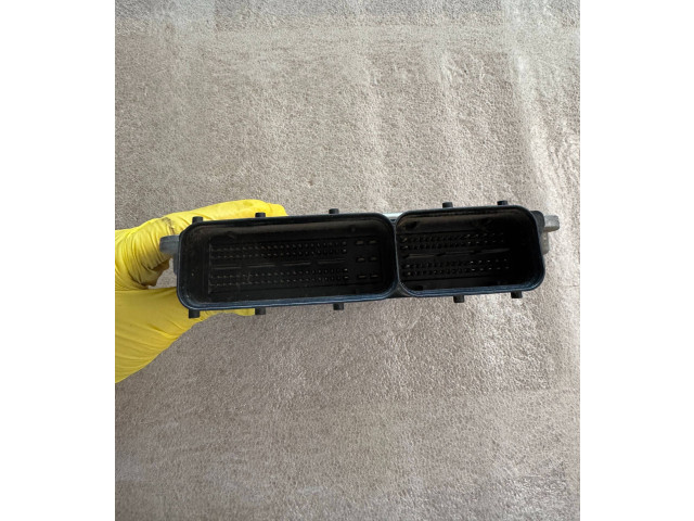 Блок управления двигателя 04E907309BT, 0261S17499   Volkswagen Jetta USA