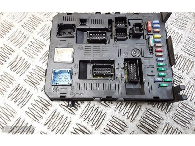 Блок предохранителей 9660105980 Citroen C4 I