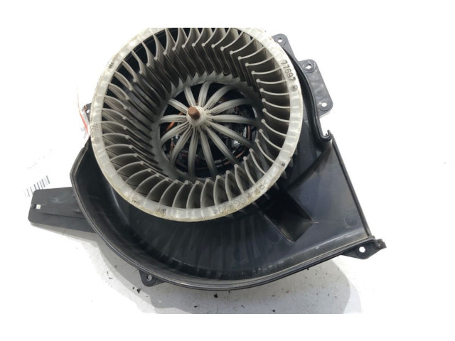 Вентилятор печки 6R1819015A Skoda Fabia Mk3 (NJ)
