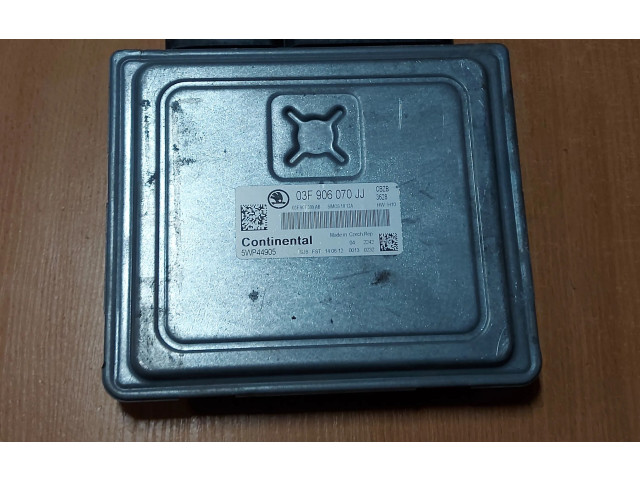 Блок управления двигателя 03F906070JJ Skoda Yeti (5L)