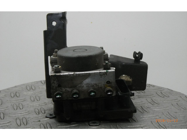 Блок АБС 8200756095 Dacia Sandero 2008 - 2012 года