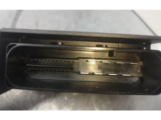 Блок управления двигателя 3C8907801   Volkswagen PASSAT