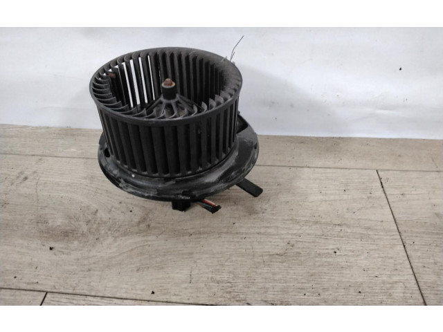 Вентилятор печки       Volkswagen Golf Plus