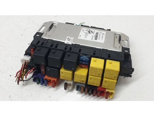 Pojistková skříňka A0285459832, 04511305001400 Mercede-Benz S W220 2002