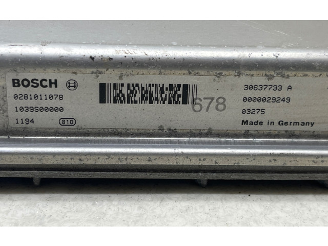 Блок управления двигателя 30637733A, 1039S00000   Volvo V70