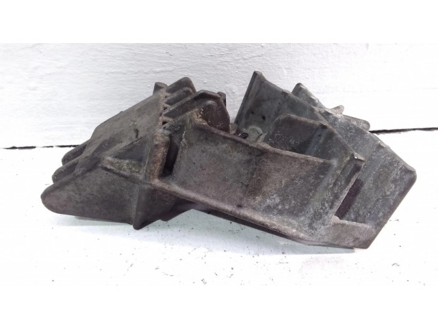 Кронштейн крепления двигателя