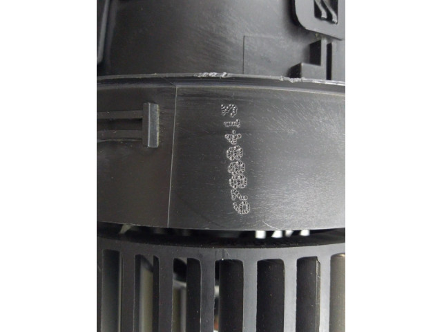 Вентилятор печки    1608182080   Peugeot 2008 I