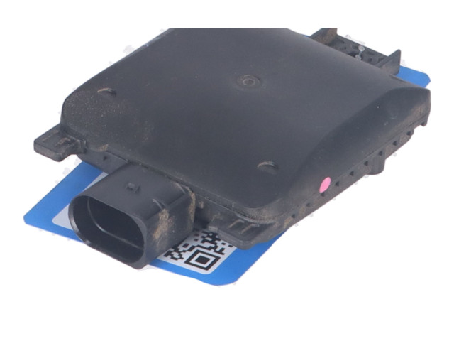 Датчик слепых зон 2Q0907686D   Skoda Octavia Mk4