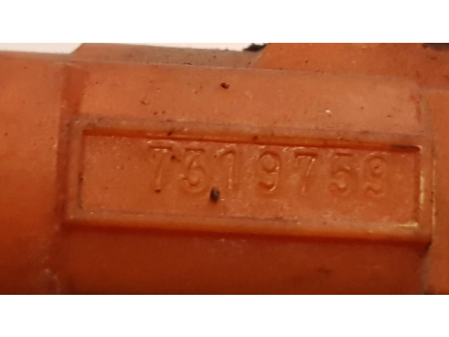 Форсунка 7319759, CDH210 Mitsubishi Carisma для бензинового двигателя 0