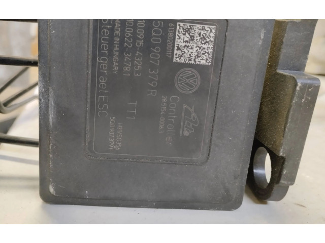 Блок АБС 5Q0907379R, 10091543253 Skoda Octavia Mk3 (5E) 2013 - 2019 года
