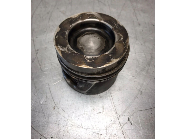 Поршень с шатуном 03L107065N, 7901G Volkswagen Transporter - Caravelle T5