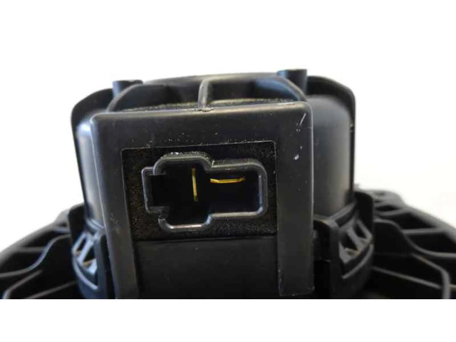 Вентилятор печки    2135160927   KIA Sportage