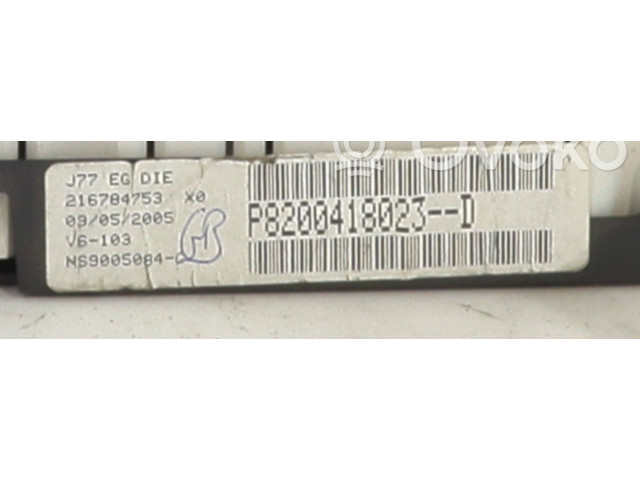 Přístrojová deska Renault Modus 2006 8200418023, 8200617794