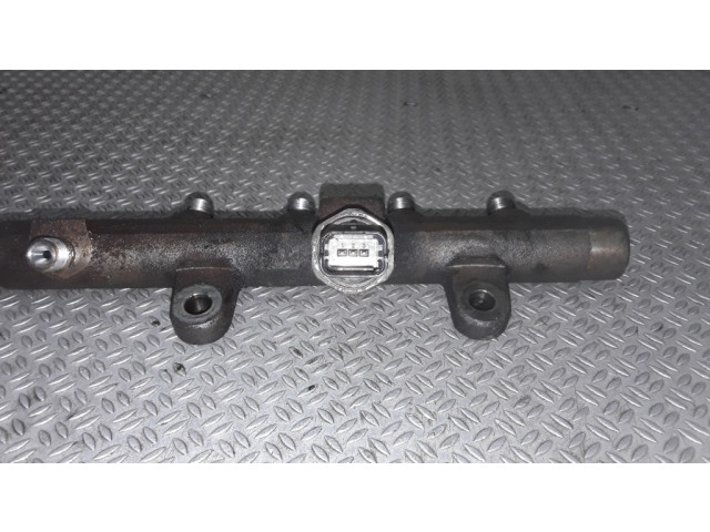 Магистральная трубка топлива