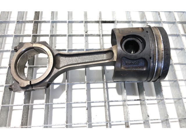 Поршень с шатуном 4HH Citroen Jumper