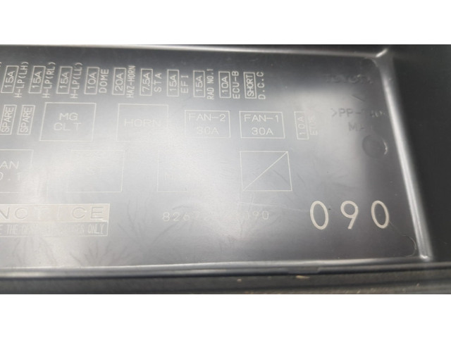 Pojistková skříňka Крышка ящика предохранителей 8267228090   Toyota Previa (XR30, XR40) II 2003