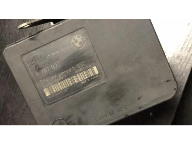 Блок АБС 6791521, 6787837 BMW 1 E82 E88 2007-2014 года