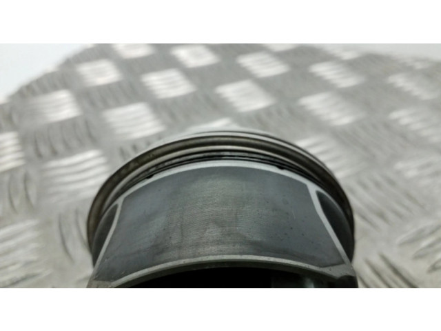  Поршень с шатуном  W081, 76L92  Seat Ibiza IV (6J,6P) для бензинового двигателя 1.4