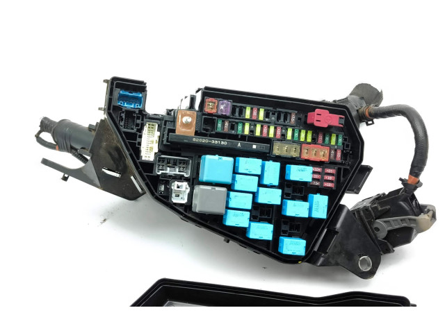 Pojistková skříňka 8262033130 Toyota RAV 4 (XA50) 2019