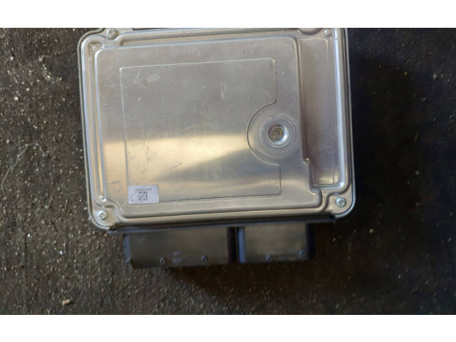 Řídící jednotka 03L906018LA, 0281017645 Audi A6 C7 2012