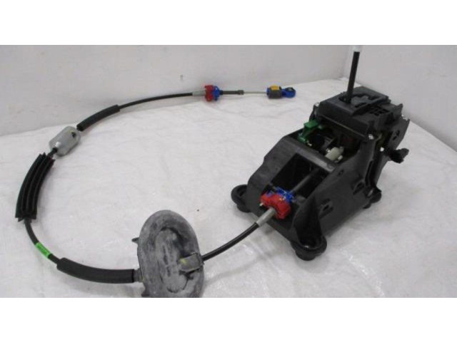 Механизм переключения передач (кулиса) (в салоне)