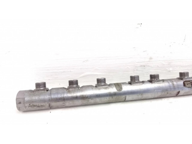 Vstřikovací lišta 0445216031 BMW X5 E70 pro naftový motor 3.0 32777755 1430