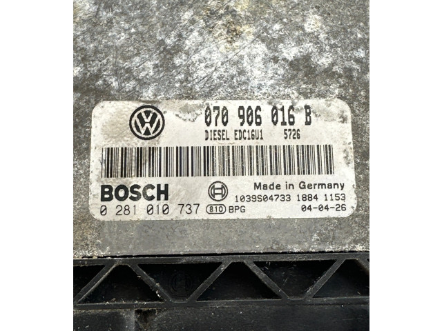 Блок управления двигателем Блок управления 070906016B, 1039S04733 Volkswagen Phaeton