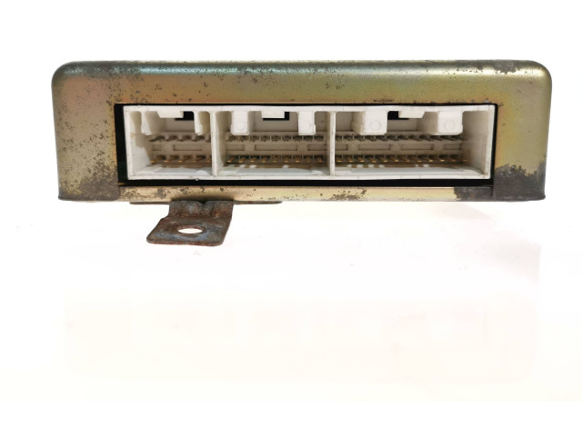 Řídící jednotka MD137656, E2T34677 Mitsubishi Pajero 1990