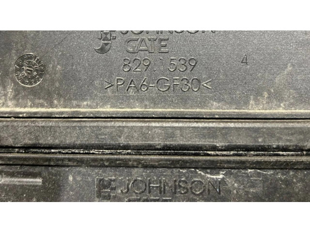 Вентилятор радиатора     9806313580, 8241029    Peugeot 5008 1.6